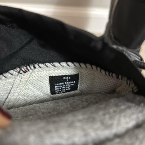 L.L. Bean Kids Boots - Picture 8 of 9